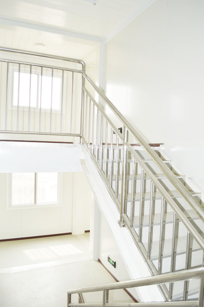 打包式箱房內部樓梯 打包式箱房內部樓梯